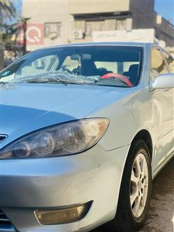 تۆیۆتا کامری